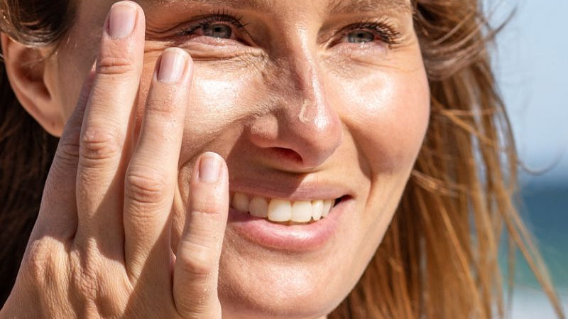 Why should you apply after sun gel